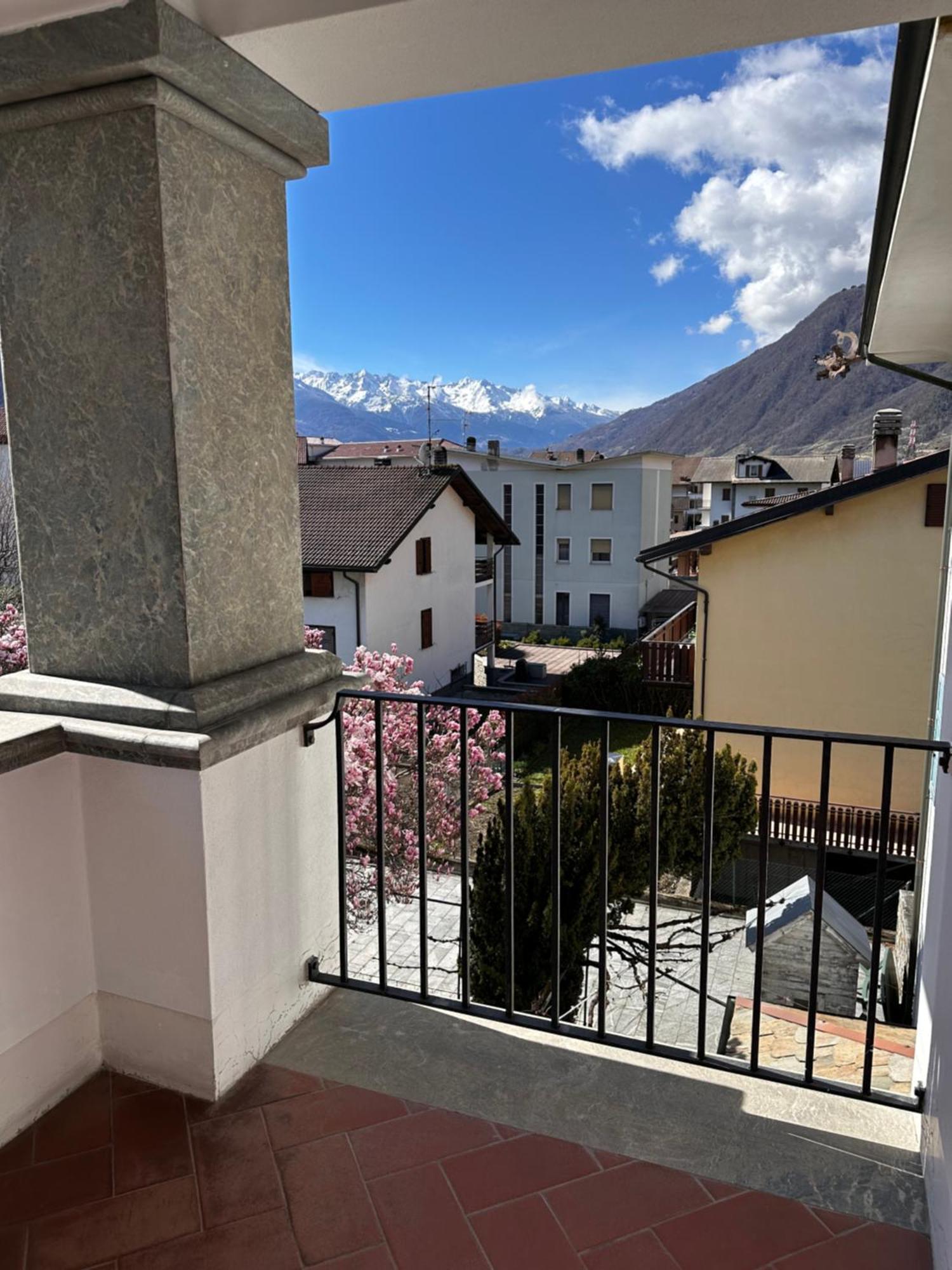 Ampio Appartamento Con Vista “Casa Magro” Tirano Exterior foto
